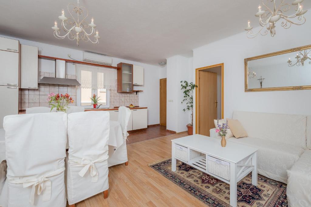 Apartments Santo Bol Eksteriør billede